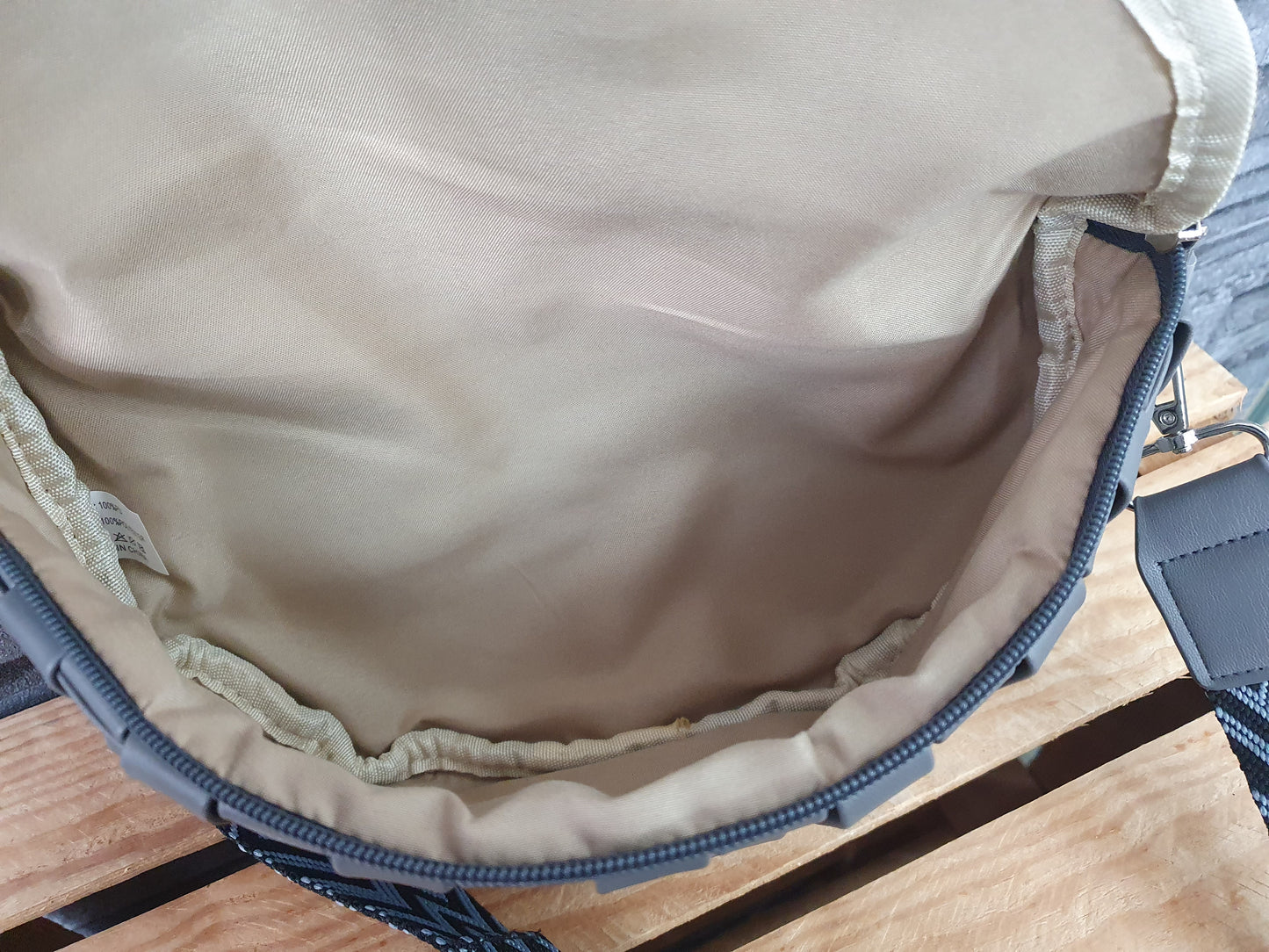 Damen Bum Bag Geflochten Kunstleder Tasche Umhängetasche Grau