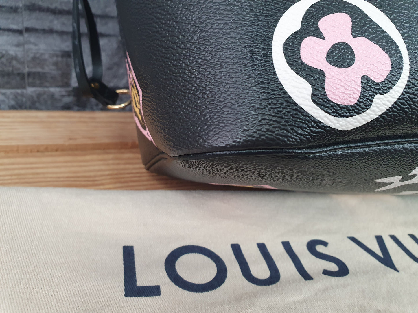 Original Louis Vuitton Neverfull MM Wild at Heart Leder Schwarz FullSet Wie Neu
