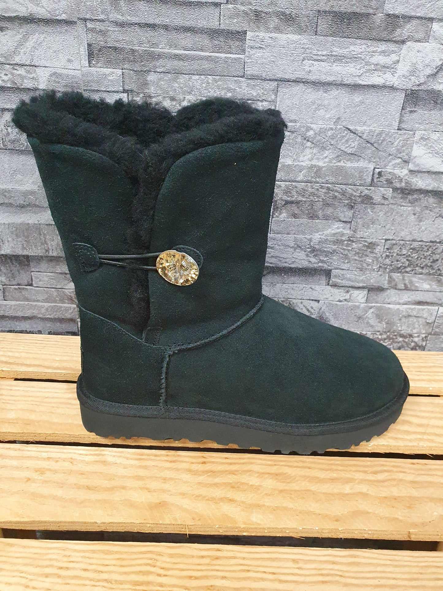 UGG  Bailey Button Bling Gold  Lammfell  Schwarz Gr.38