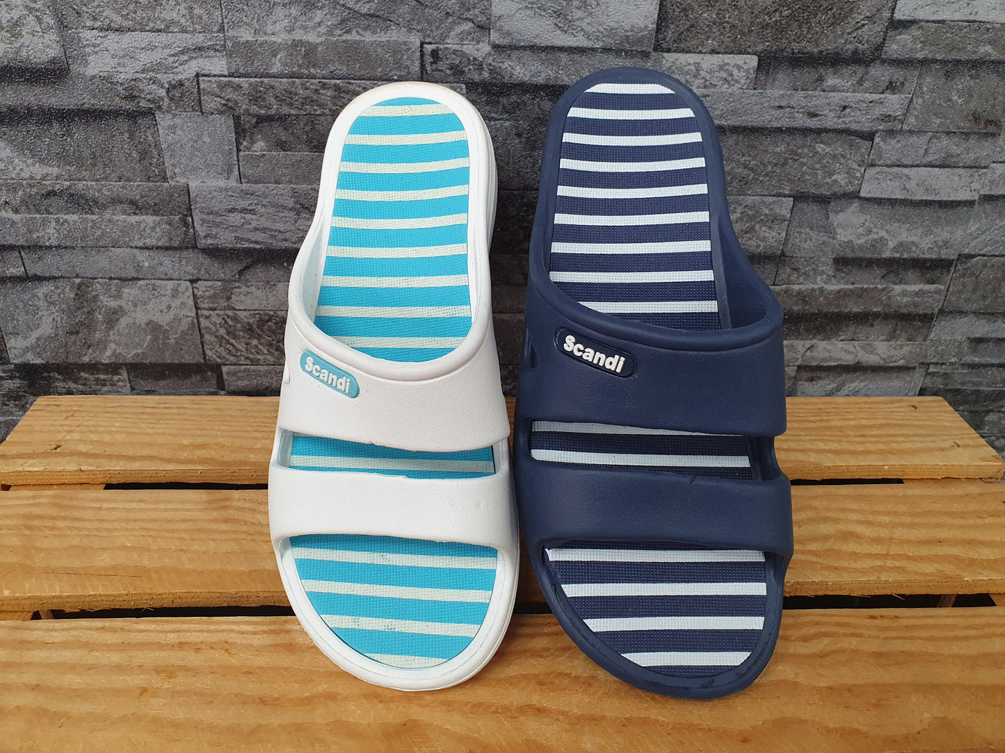 Scandi Damen Badeschuhe Pantolette Weiß &  Blau