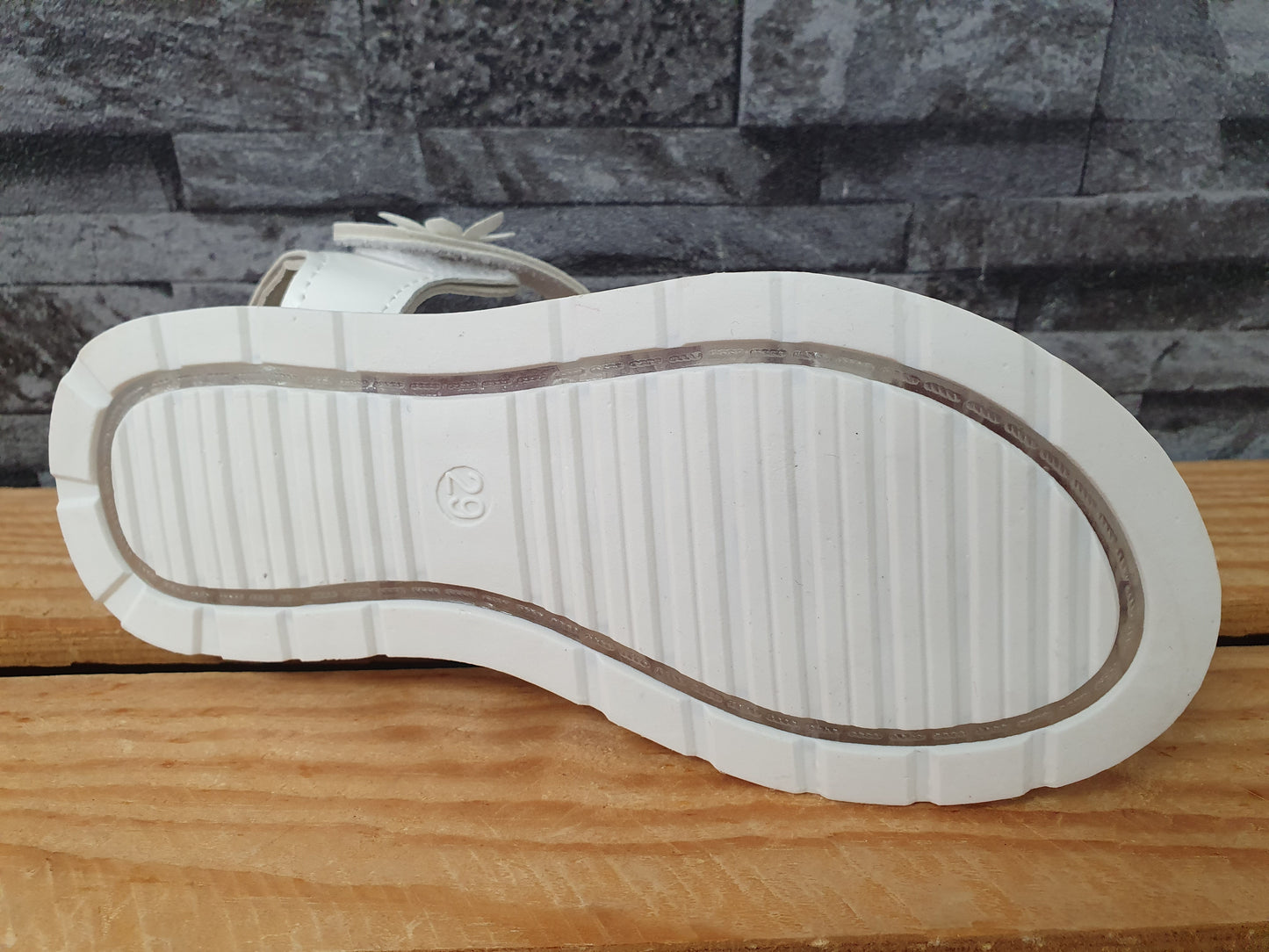 Mädchen Sommersandalen mit Perlen & Klettverschluss