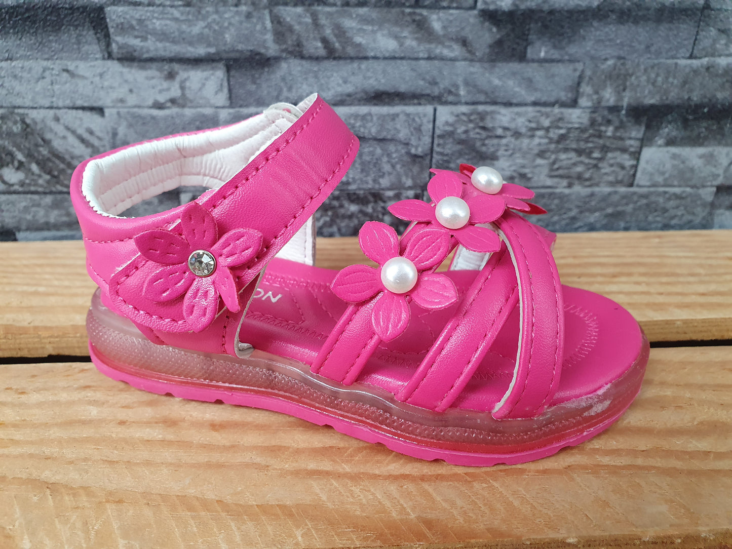 Mädchen Sommersandalen mit Perlen & Klettverschluss