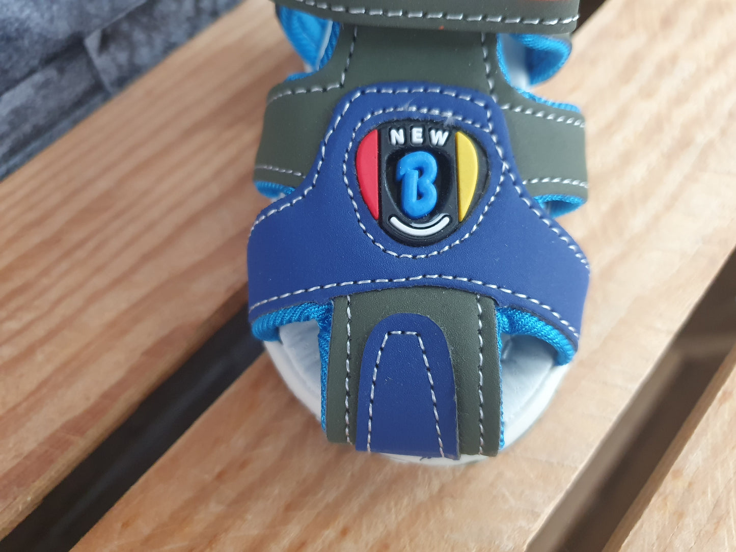 Baby Sandalen Sandalette  1x Klett  Sommerschuhe  Strandsandalen  Schwarz  &  Blau  &  Grün