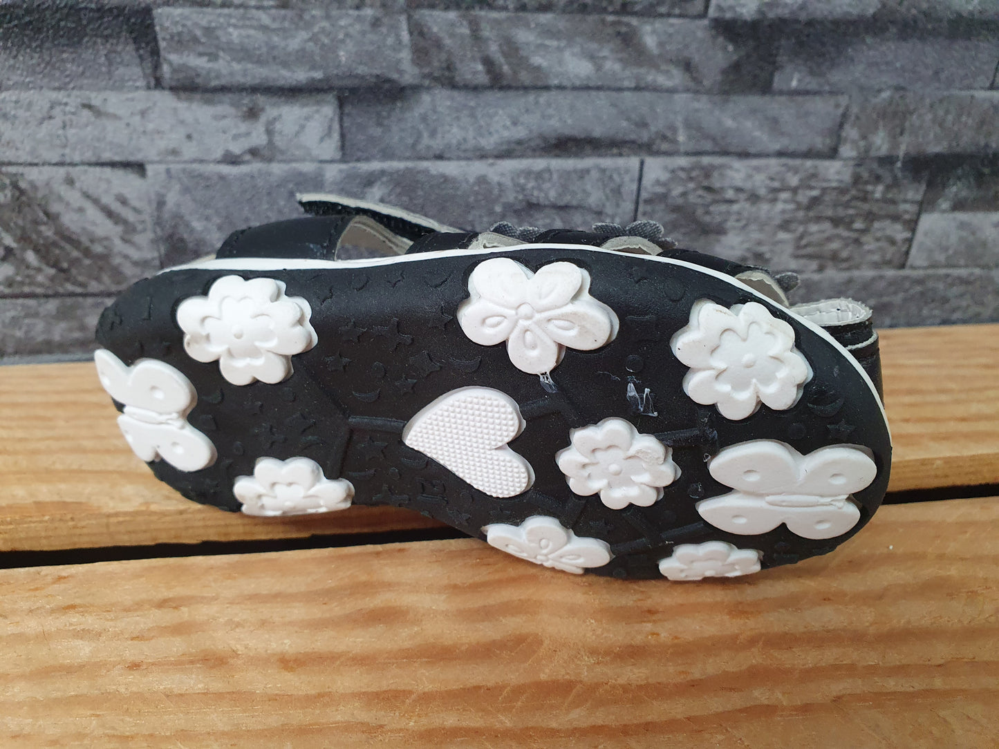 Kinder Mädchen Sandalen Sommer Strandsandaken Freizeitschuhe Schwarz  & Weiß