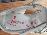 Kinder Mädchen Sandalen Sommer Strandsandaken Freizeitschuhe Schwarz  & Weiß