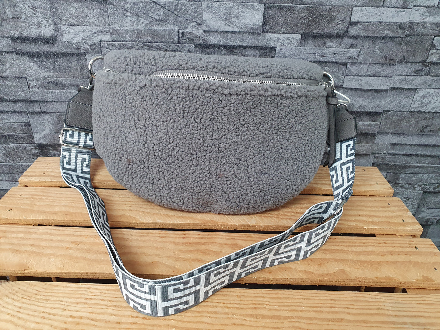 Damen Bum Bag Teddy Plüsch Tasche Umhängetasche Braun & Grau &  Beige
