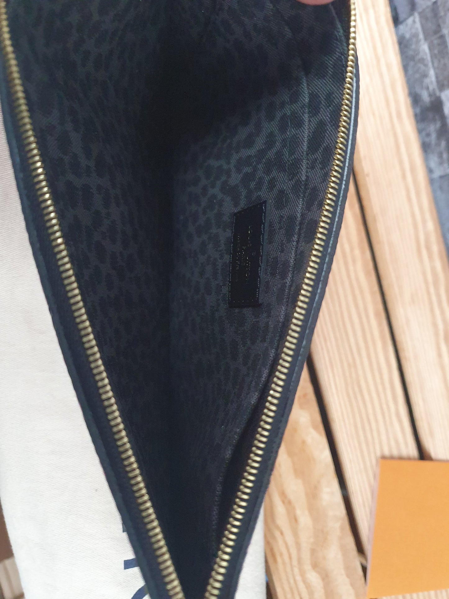 Original Louis Vuitton Neverfull MM Wild at Heart Leder Schwarz FullSet Wie Neu