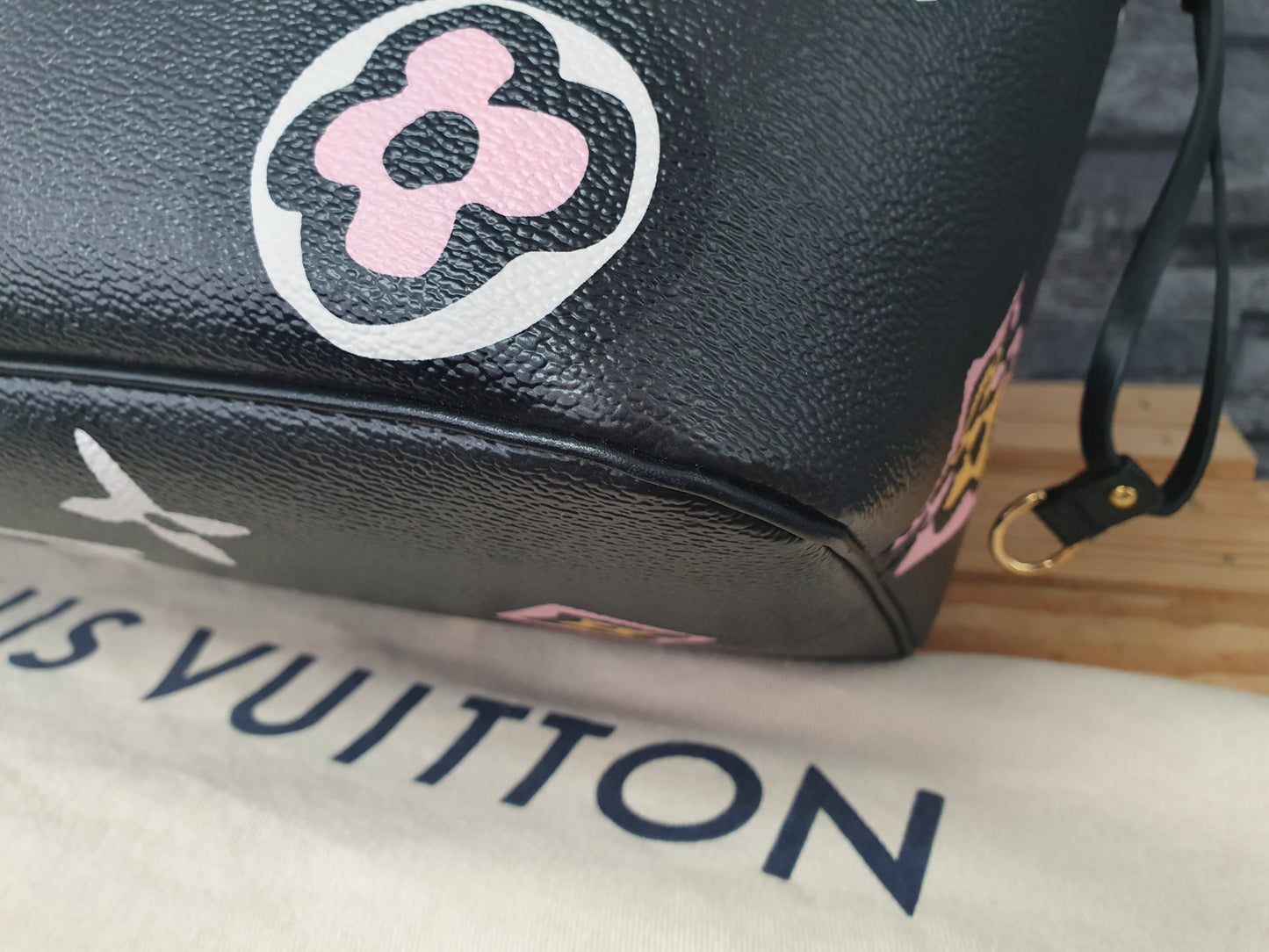 Original Louis Vuitton Neverfull MM Wild at Heart Leder Schwarz FullSet Wie Neu
