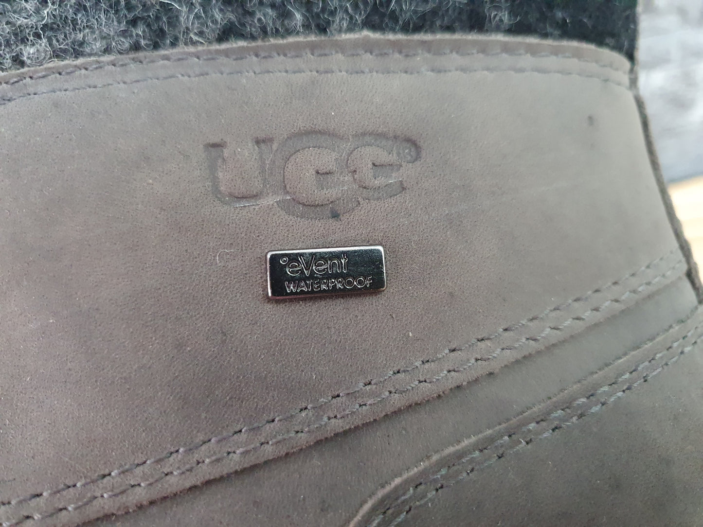 NEU! Original UGG Boots Adirondack Boot III Grau Leder Wasserdicht Lammfell Gr.40