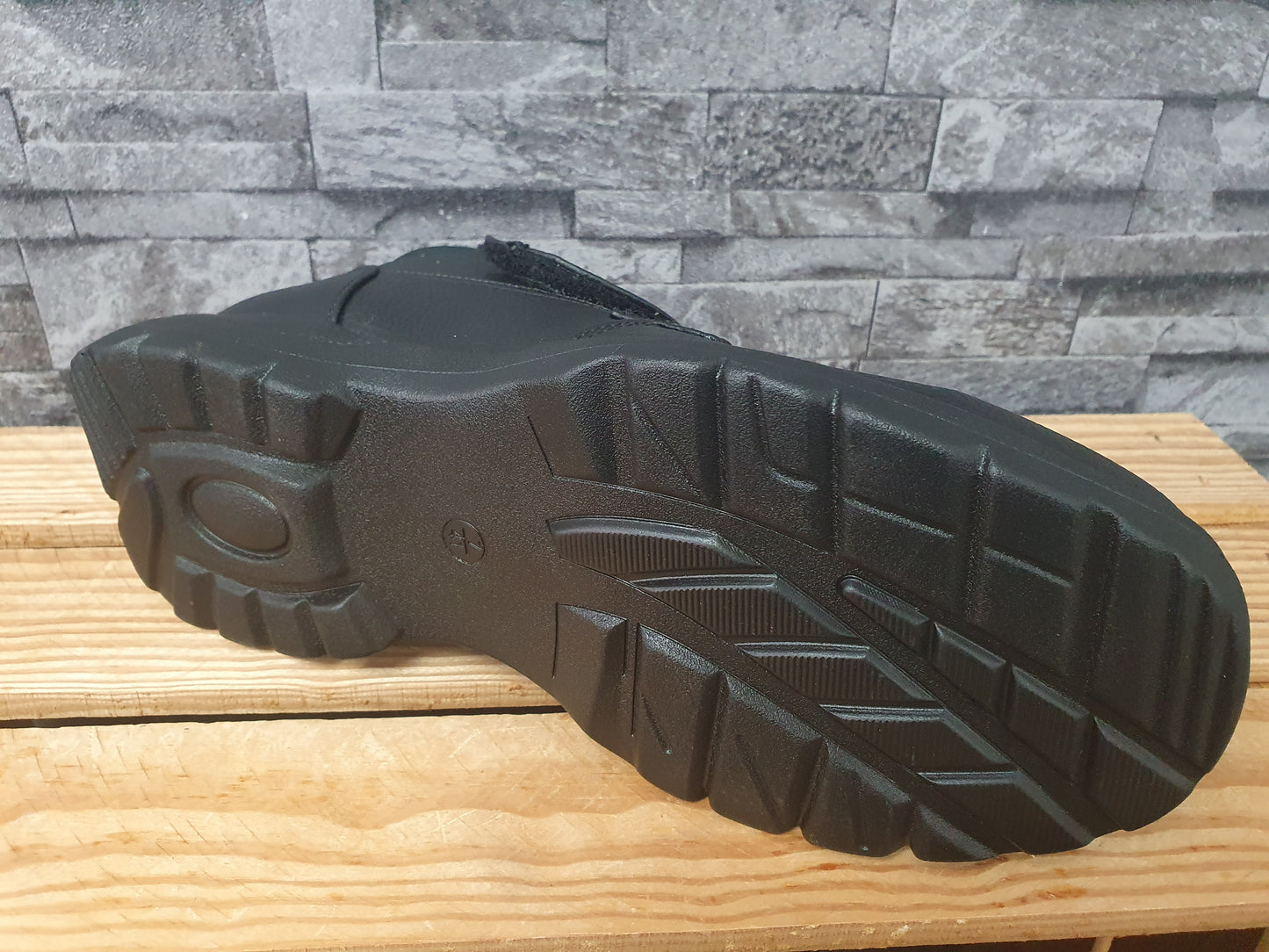 Magnus Herren Stifeletten Schwarz 1 x Klett Winterboots Gefüttert Größe 41-45