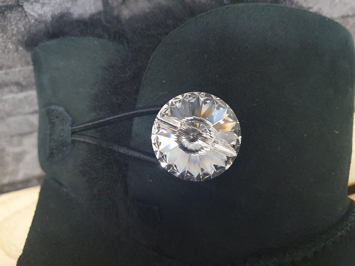 NEU! Original UGG Boots Mini Bailey Button Bling Schwarz  Lammfell  Gr.41